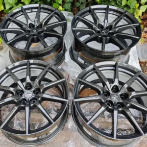 carbon-fiber-wheels-for-ferrari-sf90