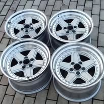 penta-r17-staggered-wheels