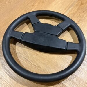 amg-momo-m38-steering-wheel-3