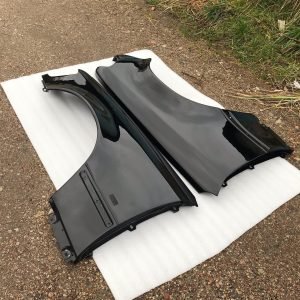 original-w124-e500-metal-front-fenders