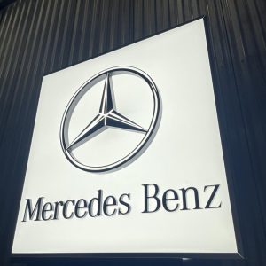 mercedes-benz-promotional-illuminated-sign