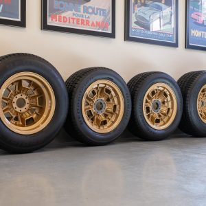 lamborghini-miura-15%e2%80%b3-center-lock-wheel-set
