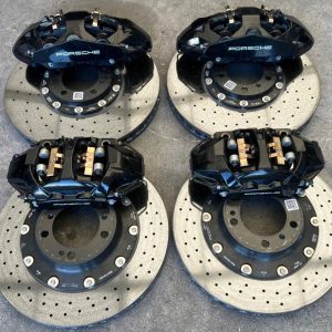 porsche-911-992-turbo-s-ceramic-brake-system-2