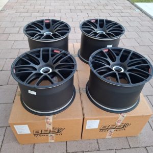 forged-magnesium-18-mercedes-amg-gt3-wheels