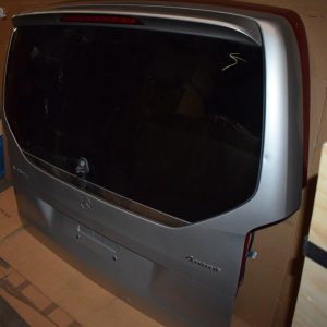 mercedes-w447-v-class-rear-tailgate
