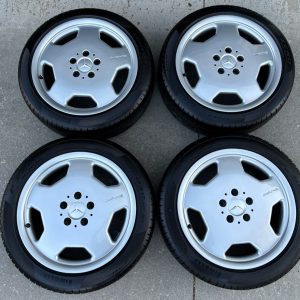 17-amg-aero-ii-monoblock-wheels-with-pirelli-tires